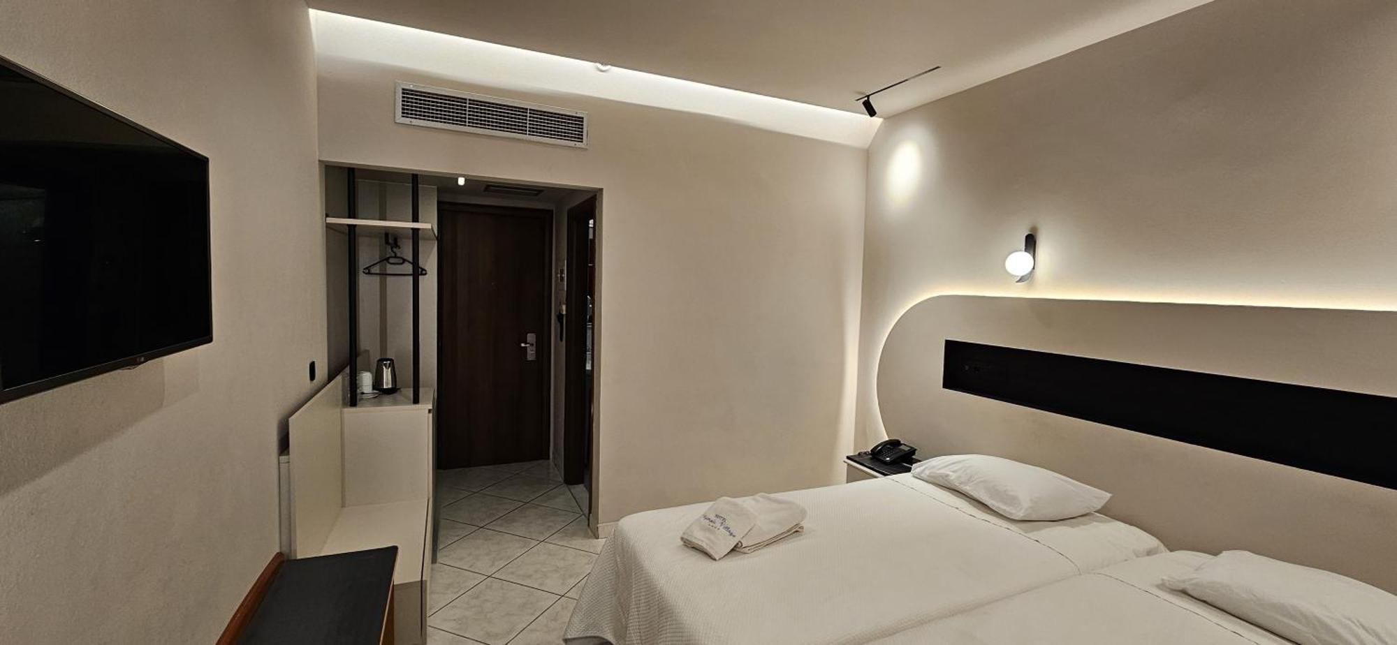 Olympic Village Hotel & Spa Ancient Olympia Room photo
